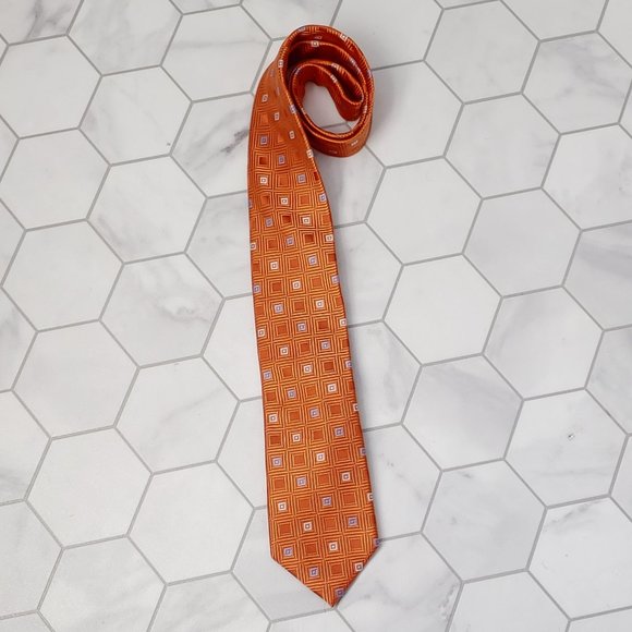 Men's MICHAEL KORS 100% Silk Tie Orange Geometric Pattern. - Picture 8 of 8